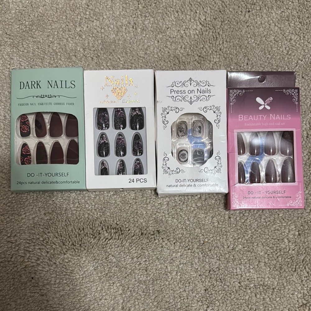Assorted DIY Press-On Nail Sets